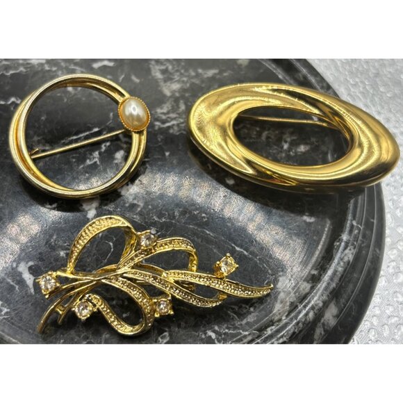 Designer Lot Brooches Napier, Gerry & Faux Pearl Round Pin Gold-Tone Vintage - Picture 12 of 12